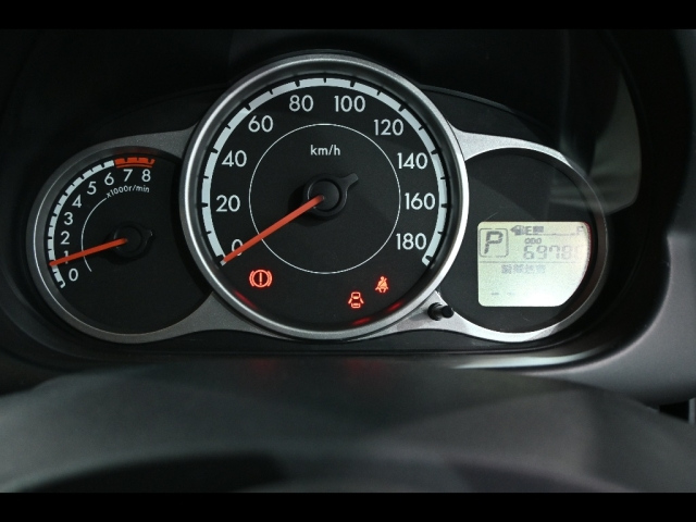 MAZDA DEMIO 2012