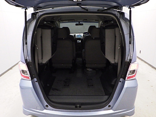 HONDA FREED 2012