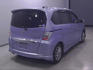 HONDA FREED 2012