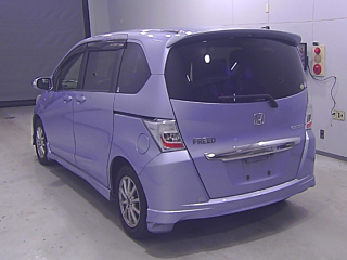 HONDA FREED 2012