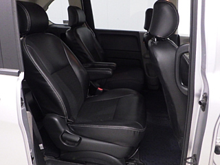 HONDA FREED 2010