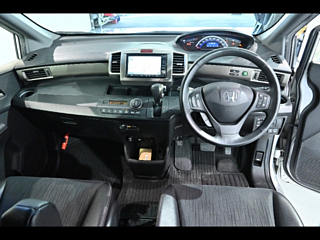 HONDA FREED 2012