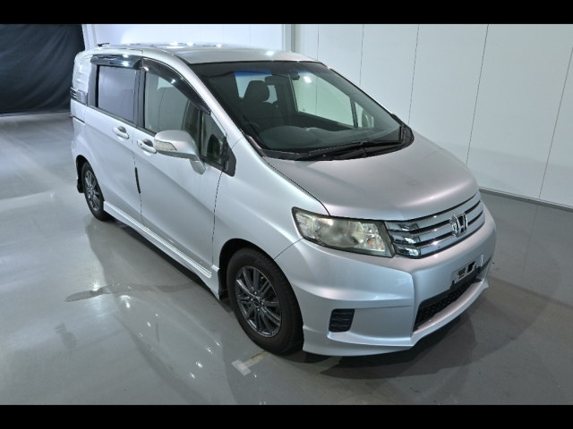 HONDA FREED 2012