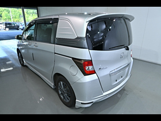 HONDA FREED 2012