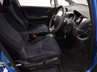 HONDA FIT 2010