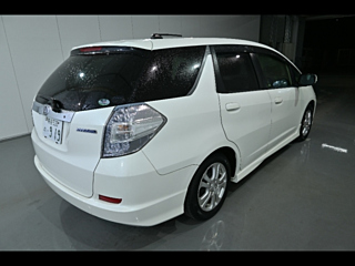 HONDA FIT SHUTTLE 2011