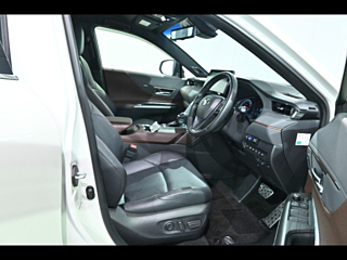 TOYOTA HARRIER 2020