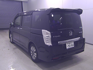 HONDA STEP WAGON 2014