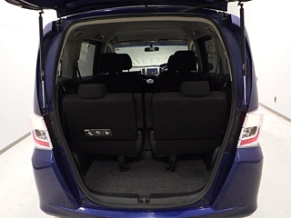 HONDA FREED 2013