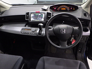 HONDA FREED 2009