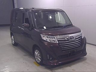 TOYOTA ROOMY 2019