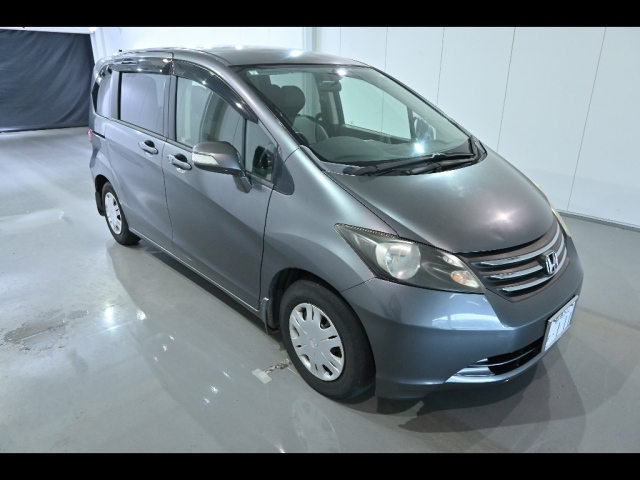 HONDA FREED 2009