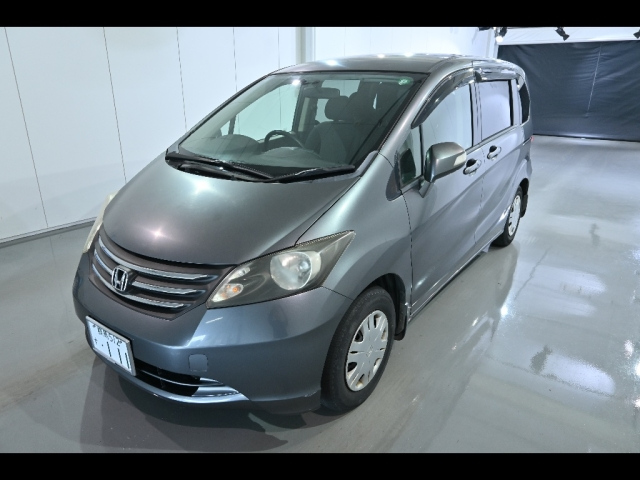 HONDA FREED 2009