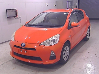 TOYOTA AQUA 2014