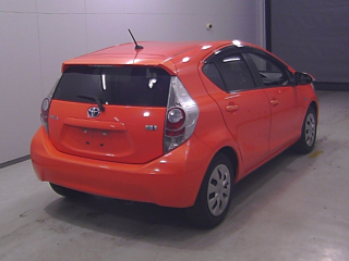 TOYOTA AQUA 2014