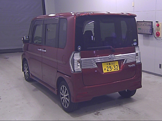 DAIHATSU TANTO 2016