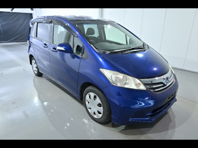 HONDA FREED 2012