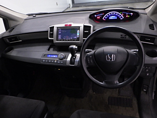 HONDA FREED 2014