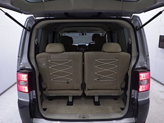 MITSUBISHI DELICA D5 2010
