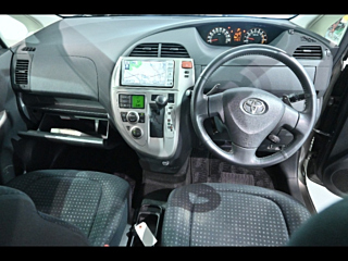 TOYOTA RACTIS 2010