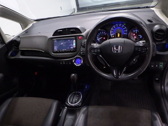 HONDA FIT SHUTTLE 2014