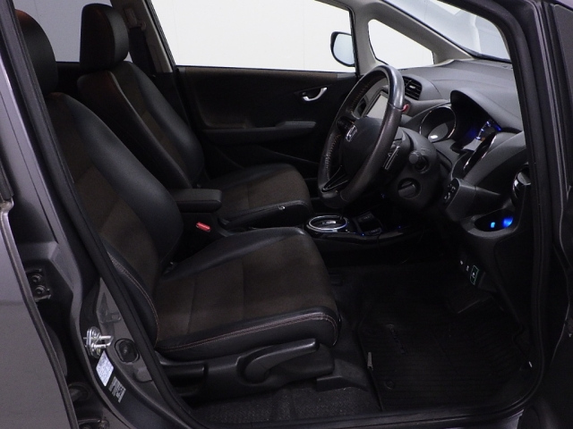 HONDA FIT SHUTTLE 2014