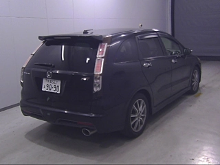 HONDA STREAM 2011