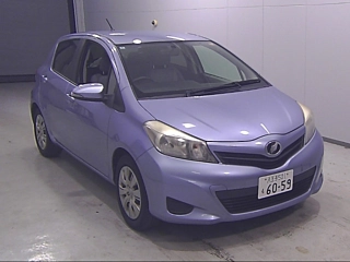 TOYOTA VITZ 2012