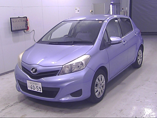 TOYOTA VITZ 2012