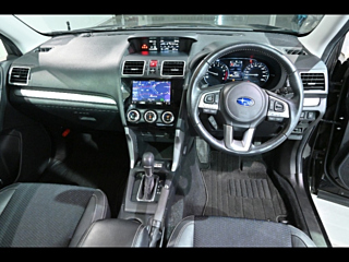 SUBARU FORESTER 2017