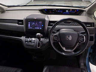 HONDA FREED 2017