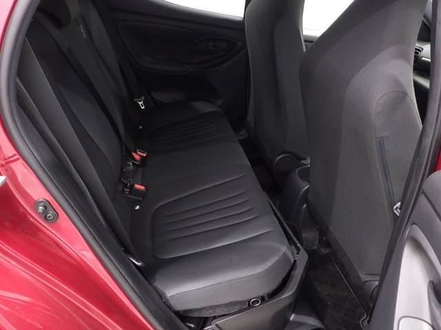 TOYOTA YARIS 2020