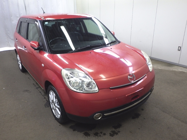 MAZDA VERISA 2012