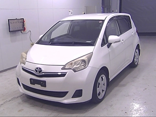 TOYOTA RACTIS 2012