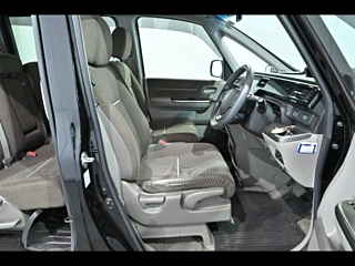 HONDA STEP WAGON 2016