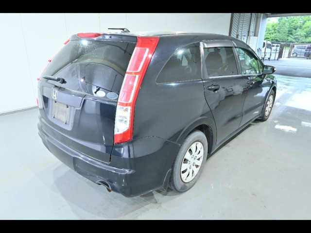 HONDA STREAM 2010