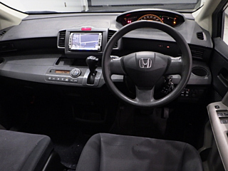 HONDA FREED 2008