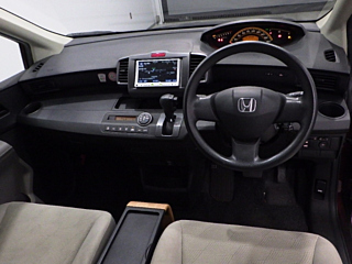 HONDA FREED 2008