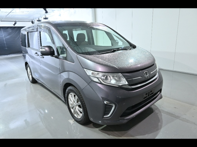 HONDA STEP WAGON 2017