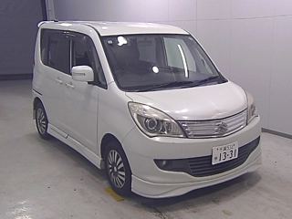 SUZUKI SOLIO 2011