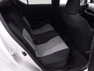 TOYOTA AQUA 2013
