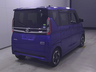 NISSAN ROOX 2020
