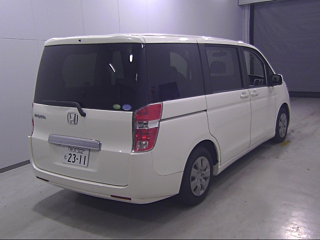 HONDA STEP WAGON 2011