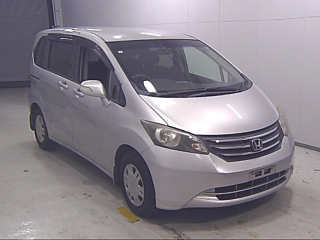 HONDA FREED 2011