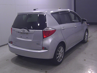 TOYOTA RACTIS 2012