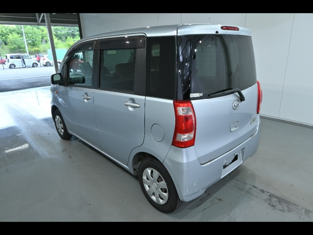 DAIHATSU TANTO EXE 2010