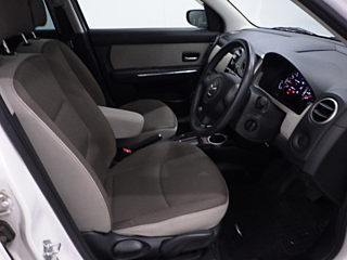 MAZDA VERISA 2010