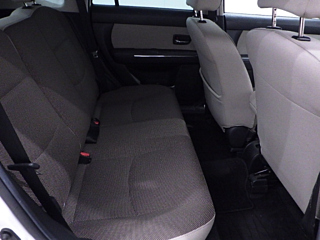 MAZDA VERISA 2010