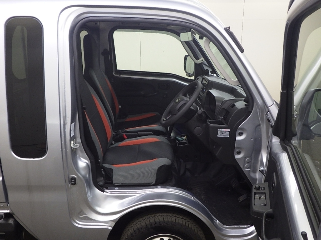 DAIHATSU HIJET TRUCK 2023