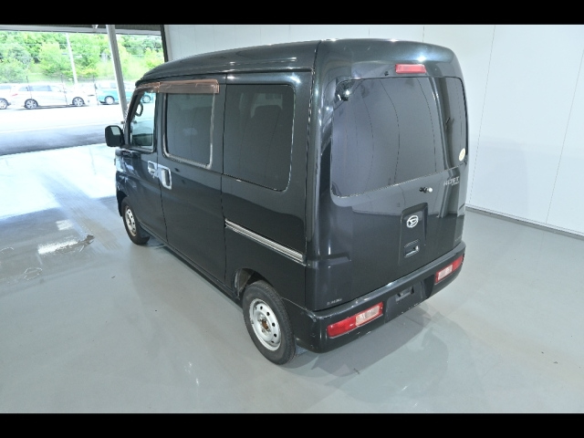 DAIHATSU HIJET VAN 2011